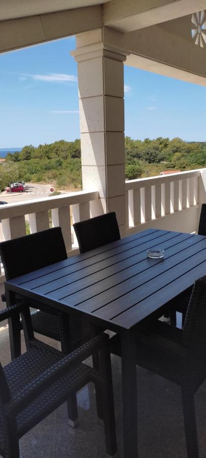 Guesthouse Villa Jurisic Novalja Exterior photo